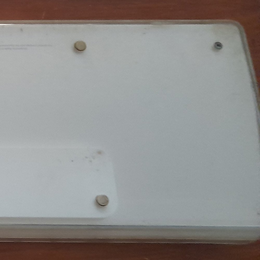 White USB keyboard A1048 by Apple - Picture 3 of 6